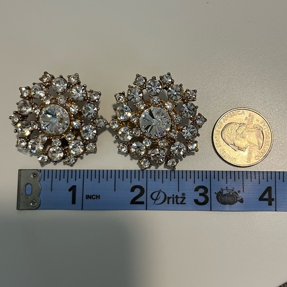Vintage Rhinestone Clip on Earrings - Picture 8 of 8